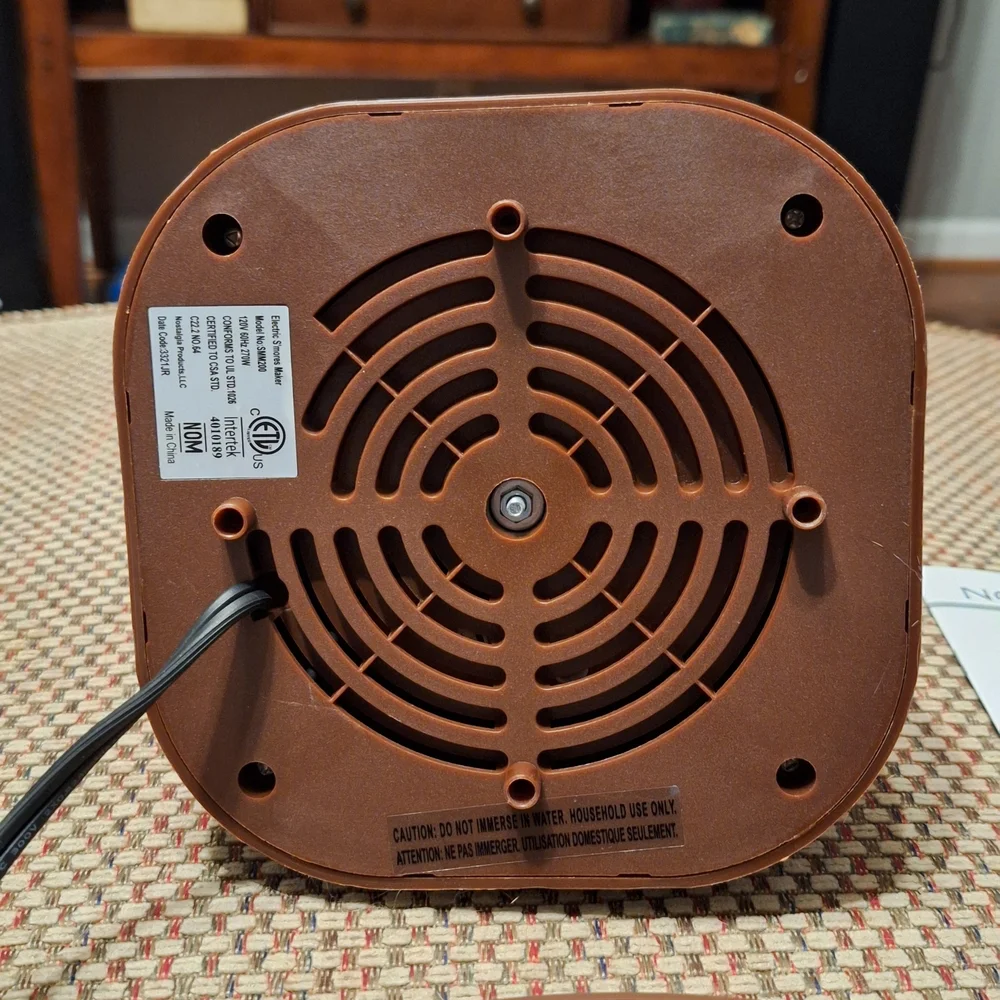 Nostalgia Electric S'mores Maker - Black and Silver
